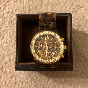 MICHAEL KORS
Oversized Madison Chronograph Unisex Watch
MK5557